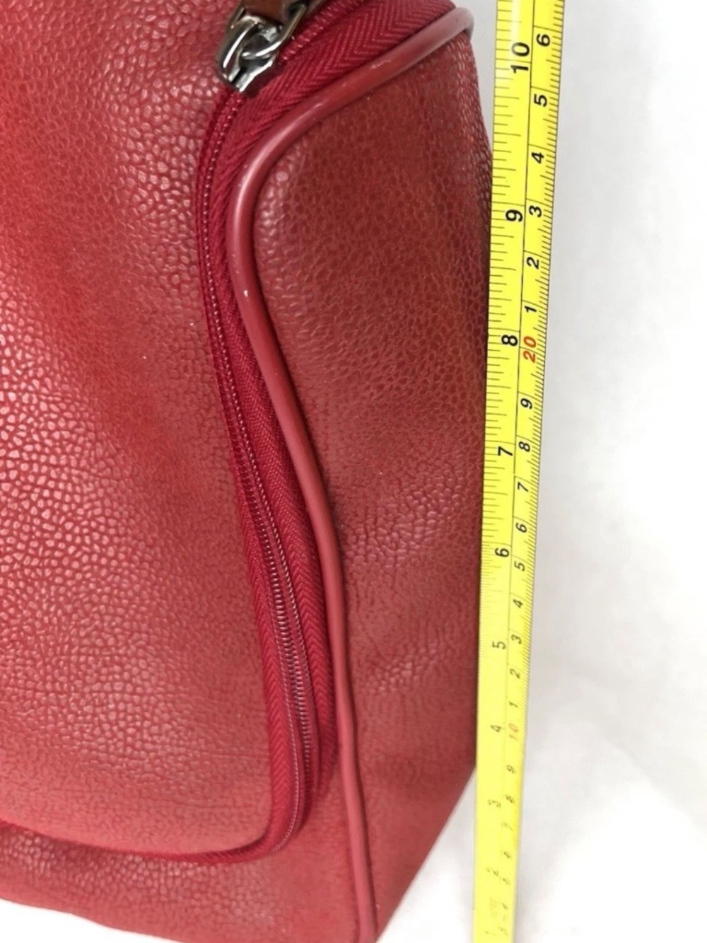 Vintage Boyt Red Pebbled Leather Hanging Travel Toiletry Bag Dopp Kit - Picture 3 of 11
